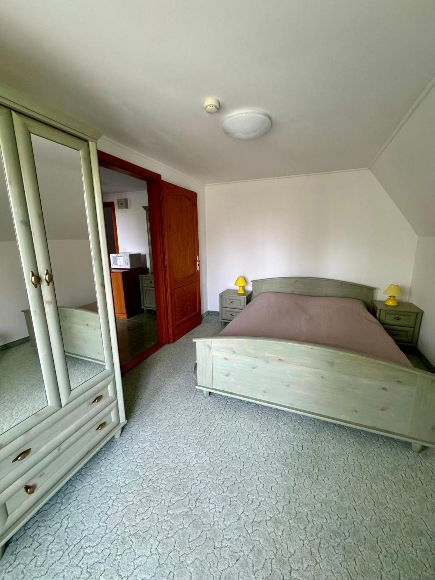 Eden Panzio Aparthotel Bük Exteriör bild